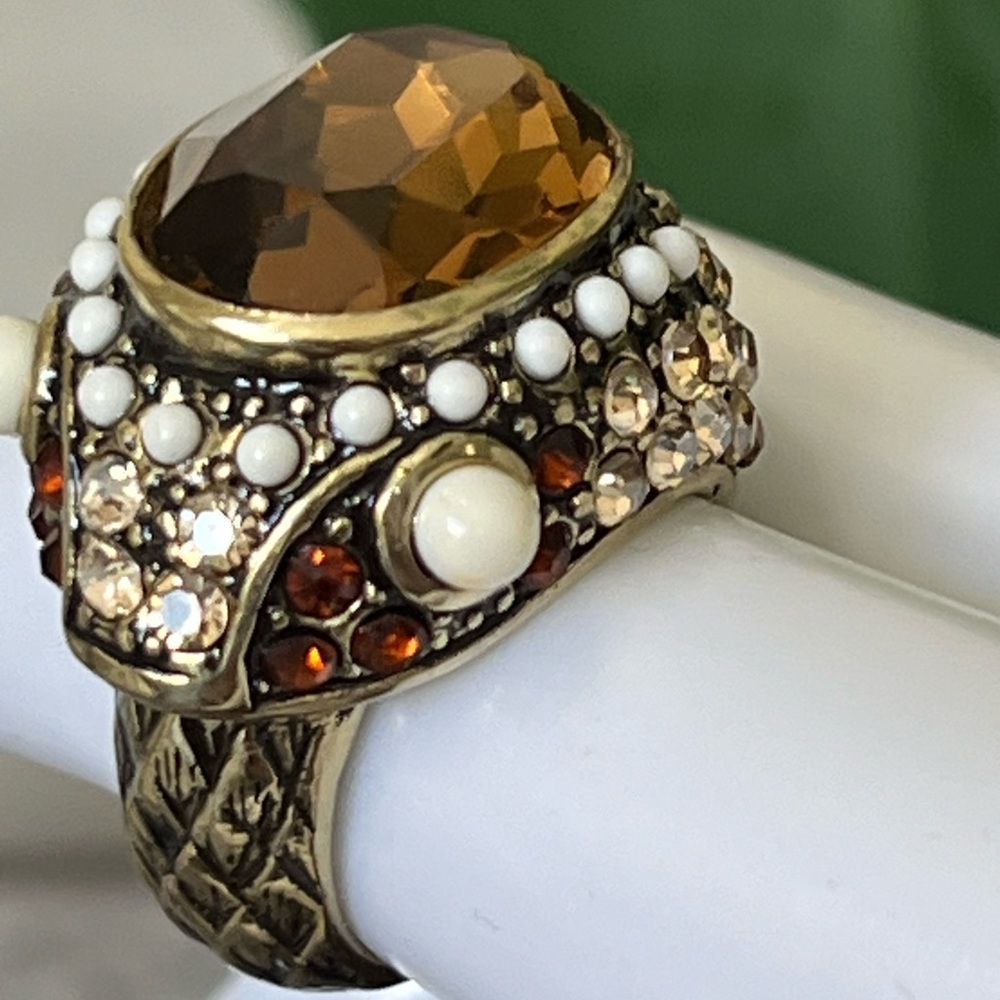 Heidi Daus 🆕 Mystical Serpent ring size 8